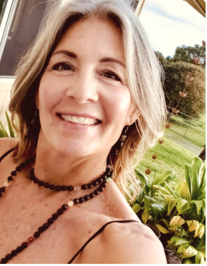 debrah santi acupuncturist on Maui